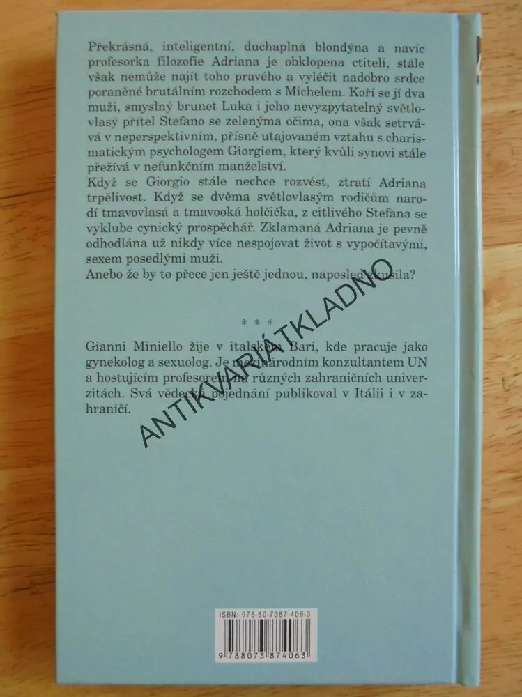 BEZ DCERKY NEODEJDU, BETTY MAHMOODYOVÁ, HOFFER, **an