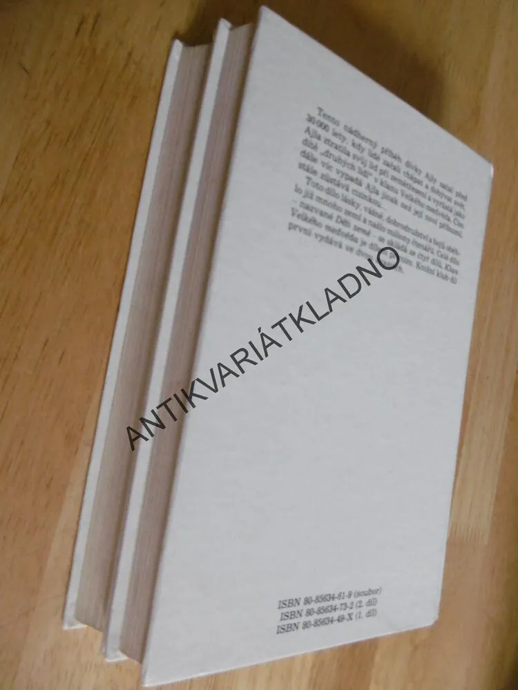 U LOVCŮ MAMUTŮ 1-2, DĚTI ZEMĚ 3., JEAN M. AUELOVÁ, **an