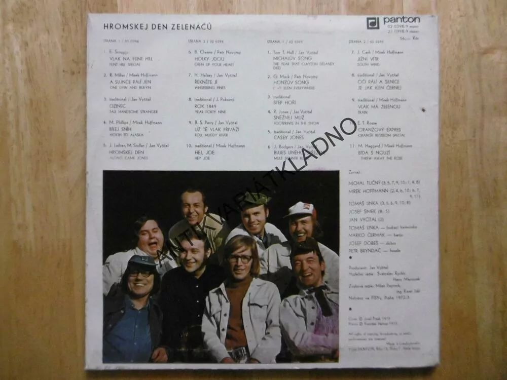 HROMSKEJ DEN ZELENÁČŮ, GREENHORNS ´73, ZELENÁČI, 2 DESKA, TUČNÝ