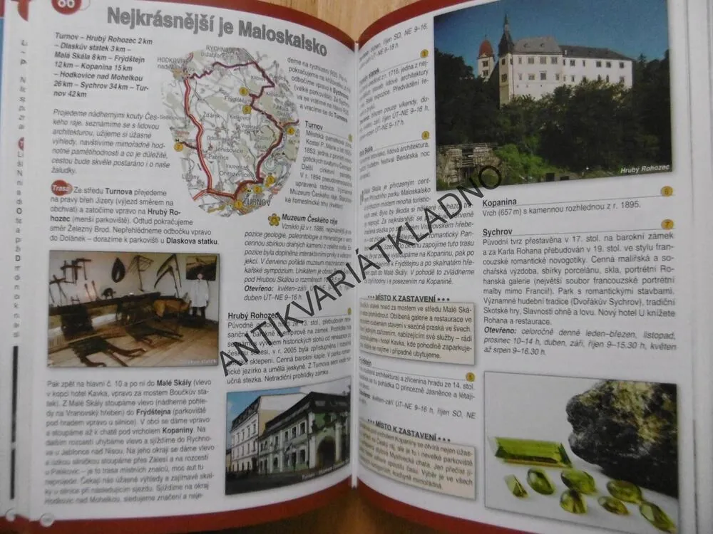 CESTOVNÍ KNIHA, AUTEM PO ČECHÁCH, MORAVĚ A SLEZSKU, **an