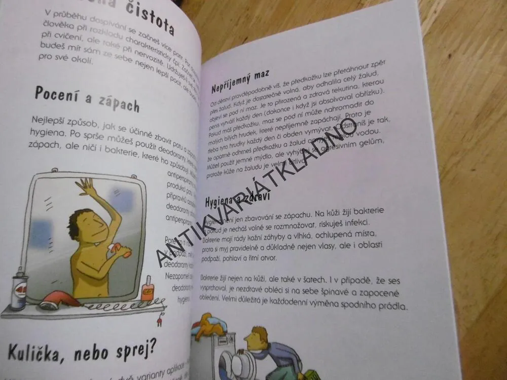 KLUCI, CO SE TO SE MNOU DĚJE? ALEX FIRTH, **an