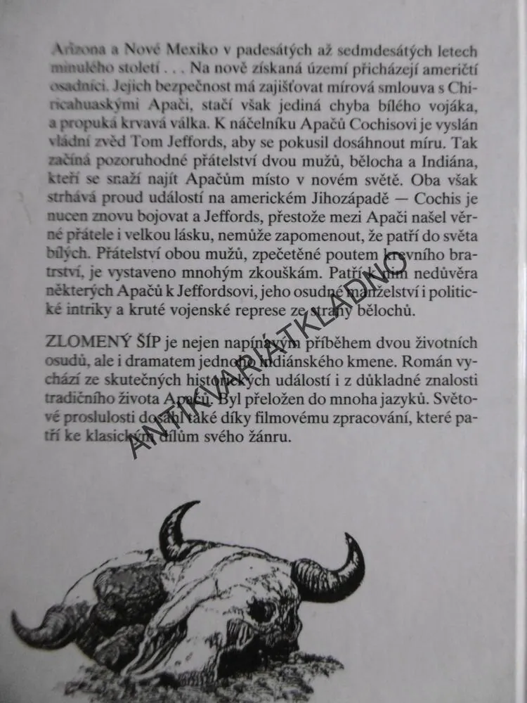 ZLOMENÝ ŠÍP, ELLIOTT ARNOLD, **an