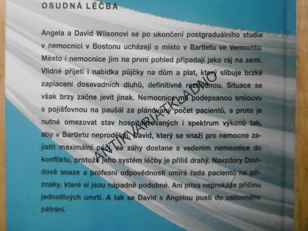 DEFORMACE, ROBIN COOK, **an