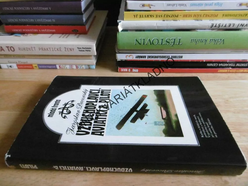 VZDUCHOPLAVCI, AVIATICI A PILOTI, JAROSLAV PACOVSKÝ, OLDŘICH JELÍNEK, **an