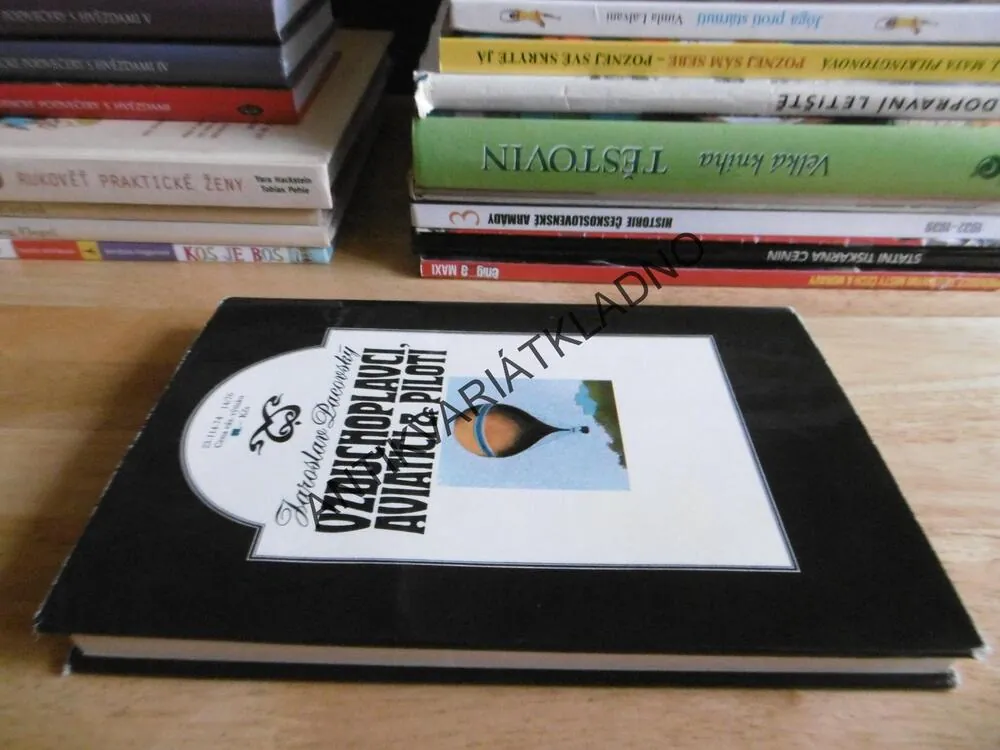 VZDUCHOPLAVCI, AVIATICI A PILOTI, JAROSLAV PACOVSKÝ, OLDŘICH JELÍNEK, **an