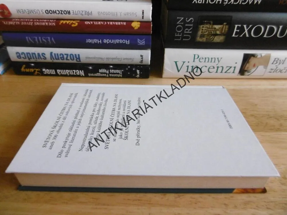 SVĚTOVÁ ŠKOLNÍ ČETBA NA DLANI, OBSAHY Z DĚL 300 SPISOVATELŮ, **an