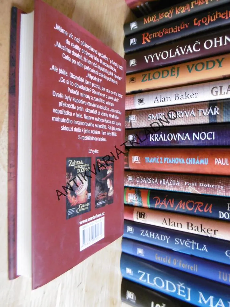 MAGICKÝ ČTVEREC ALBRECHTA DÜRERA, GIACINTA CARUSOVÁ, **an