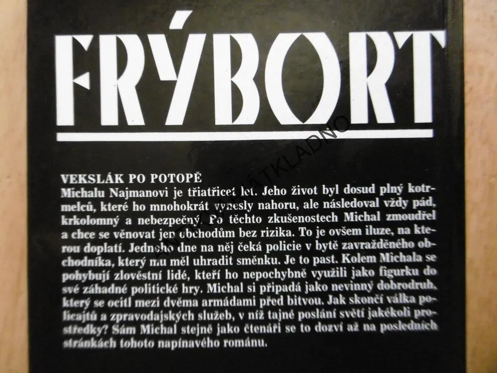 VÁLKA POLICAJTŮ, PAVEL FRÝBORT, **an