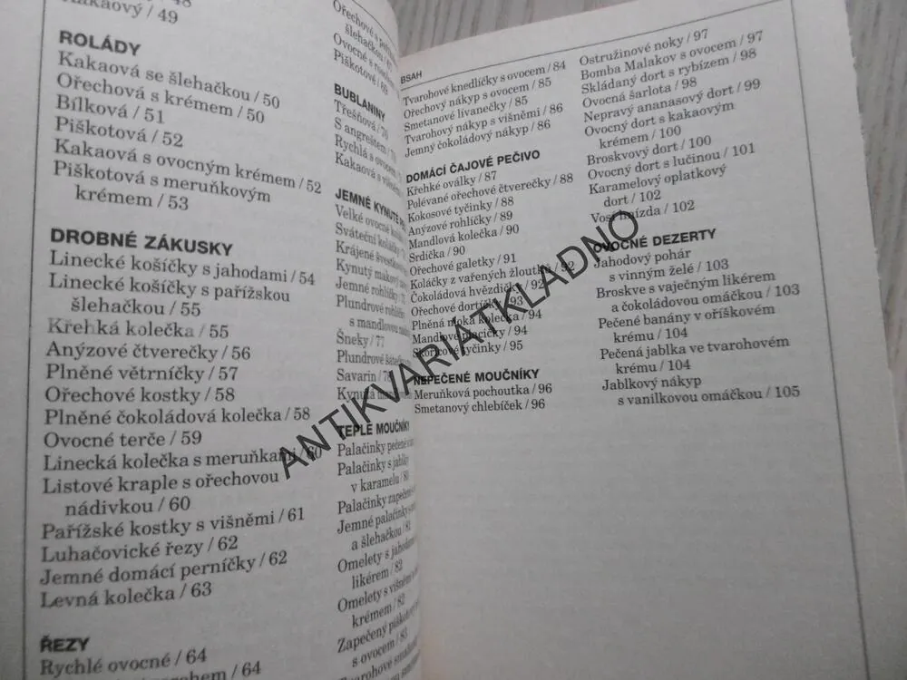 SKLENIČKOVÁ KUCHAŘKA, JEMNÉ MOUČNÍKY, LIBUŠE VLACHOVÁ, **an