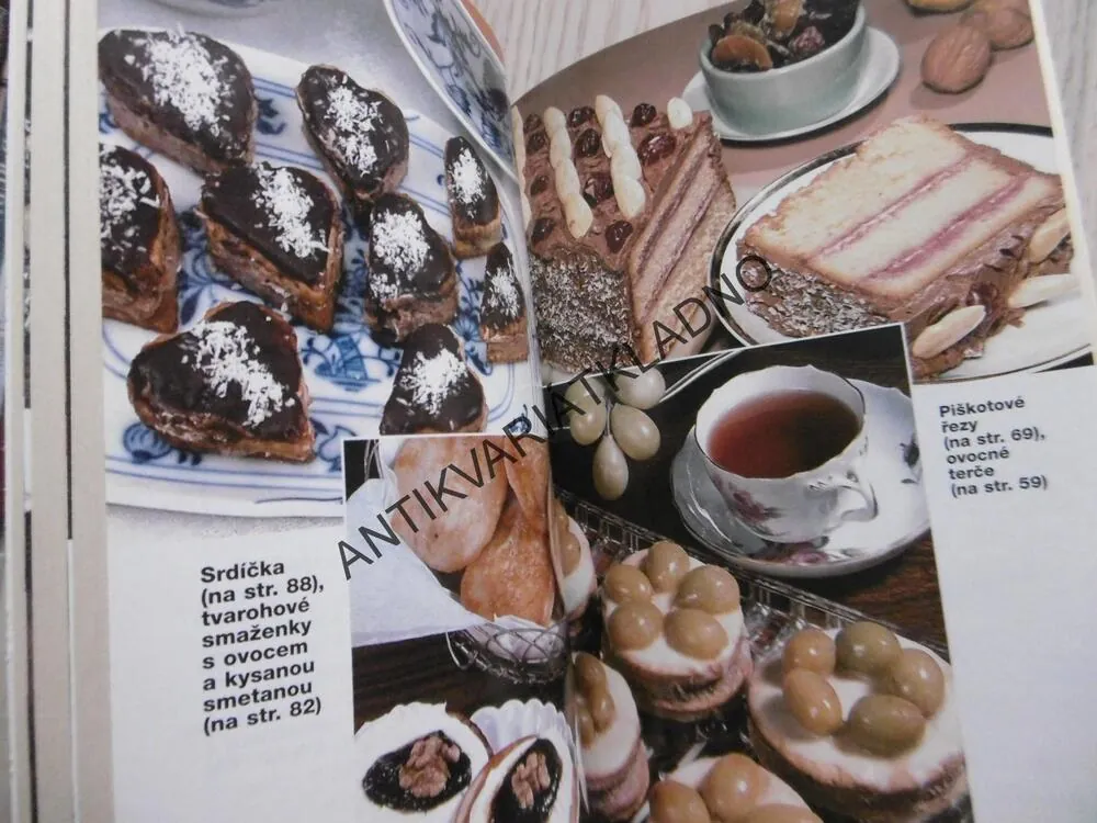 SKLENIČKOVÁ KUCHAŘKA, JEMNÉ MOUČNÍKY, LIBUŠE VLACHOVÁ, **an