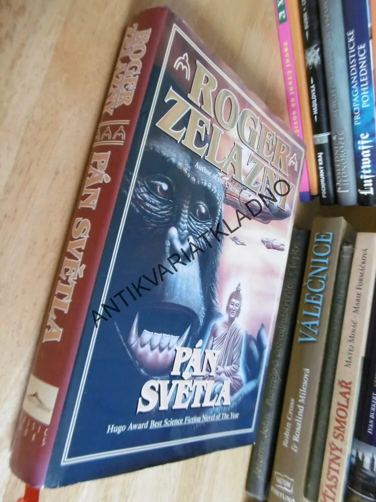 PÁN SVĚTLA, ROGER ZELAZNY, **an