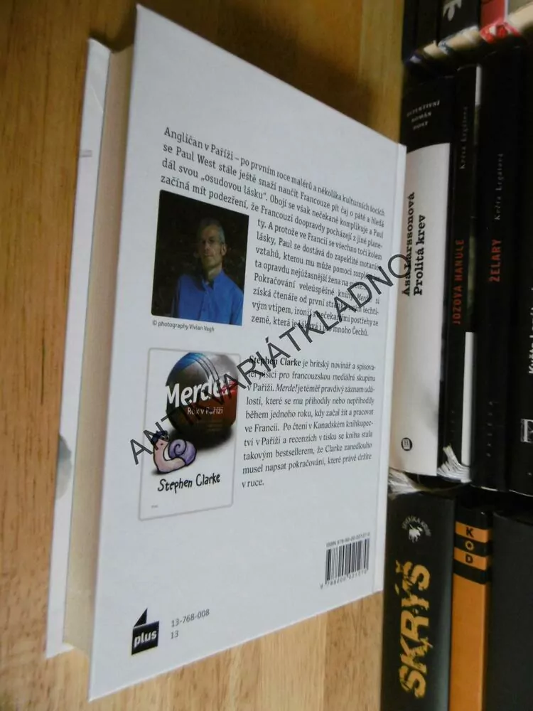UŽ ZASE SKÁČU PŘES MERDE! STEPHEN CLARKE,, **an