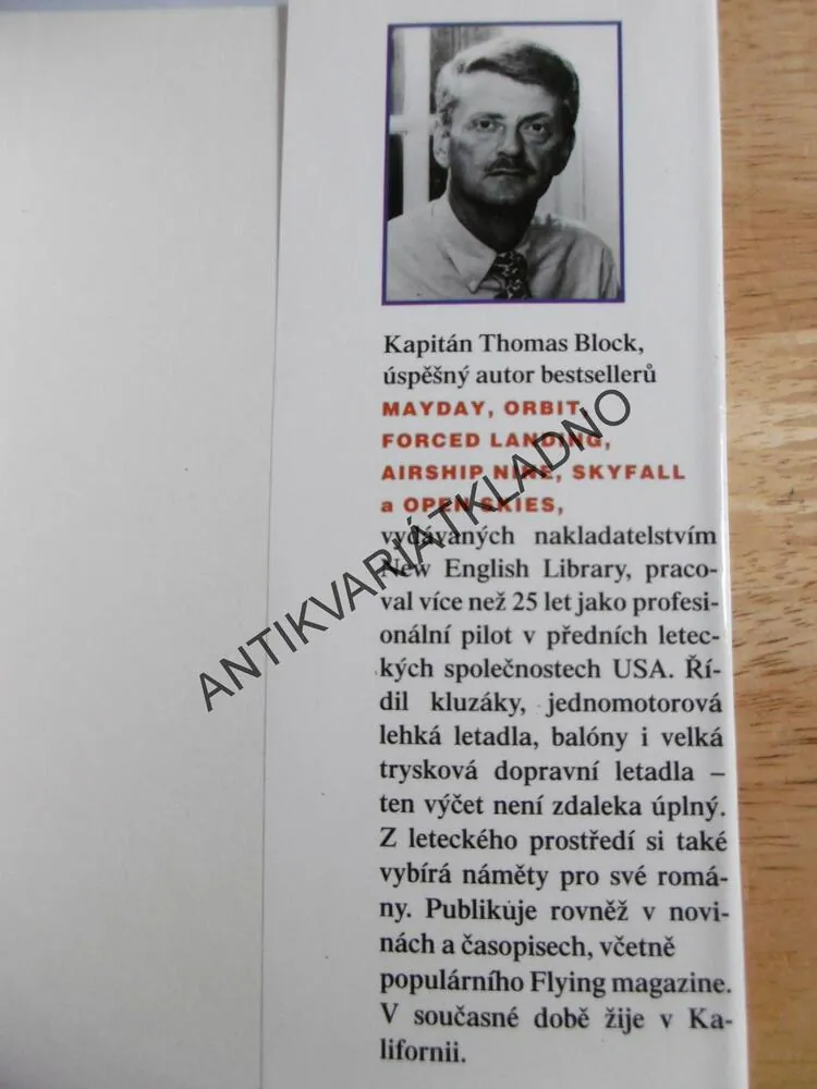 NEBESKÁ PAST, THOMAS BLOCK, **an