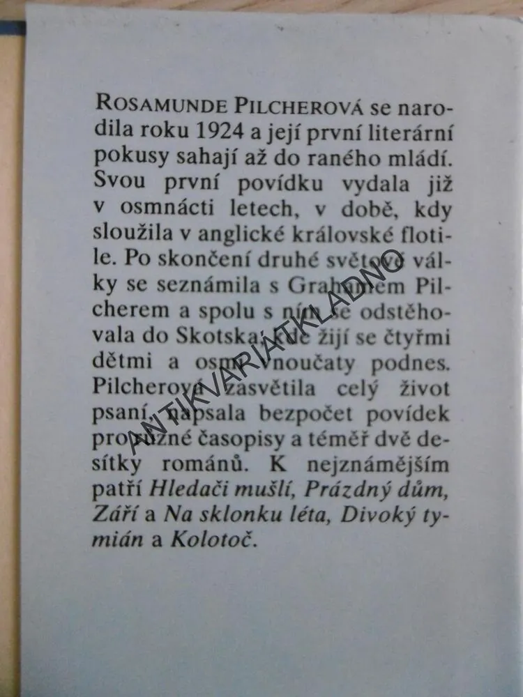 NA SKLONKU LÉTA, ROSAMUNDE PILCHEROVÁ, **an