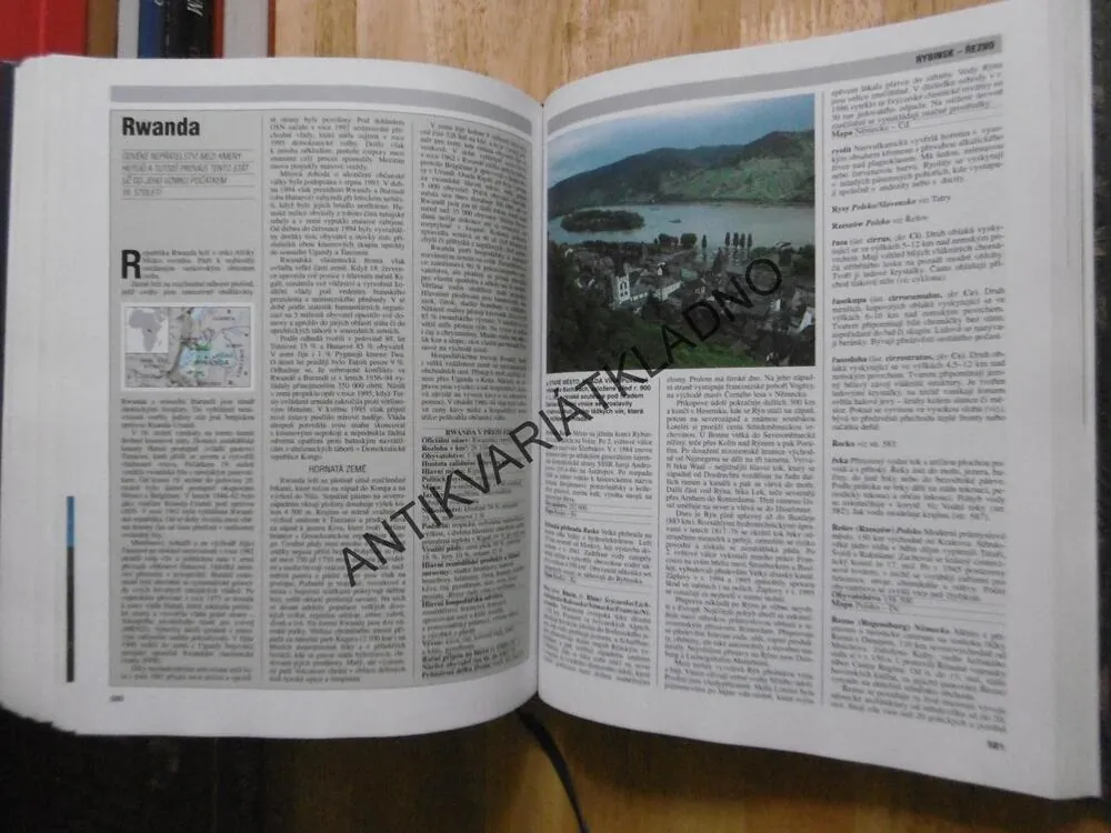 VŠECHNO O ZEMI, MÍSTOPISNÝ PRŮVODCE SVĚTEM, **an