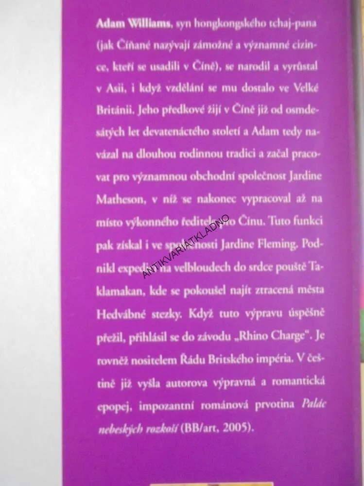 CÍSAŘOVY KOSTI, ADAM WILLIAMS, **an