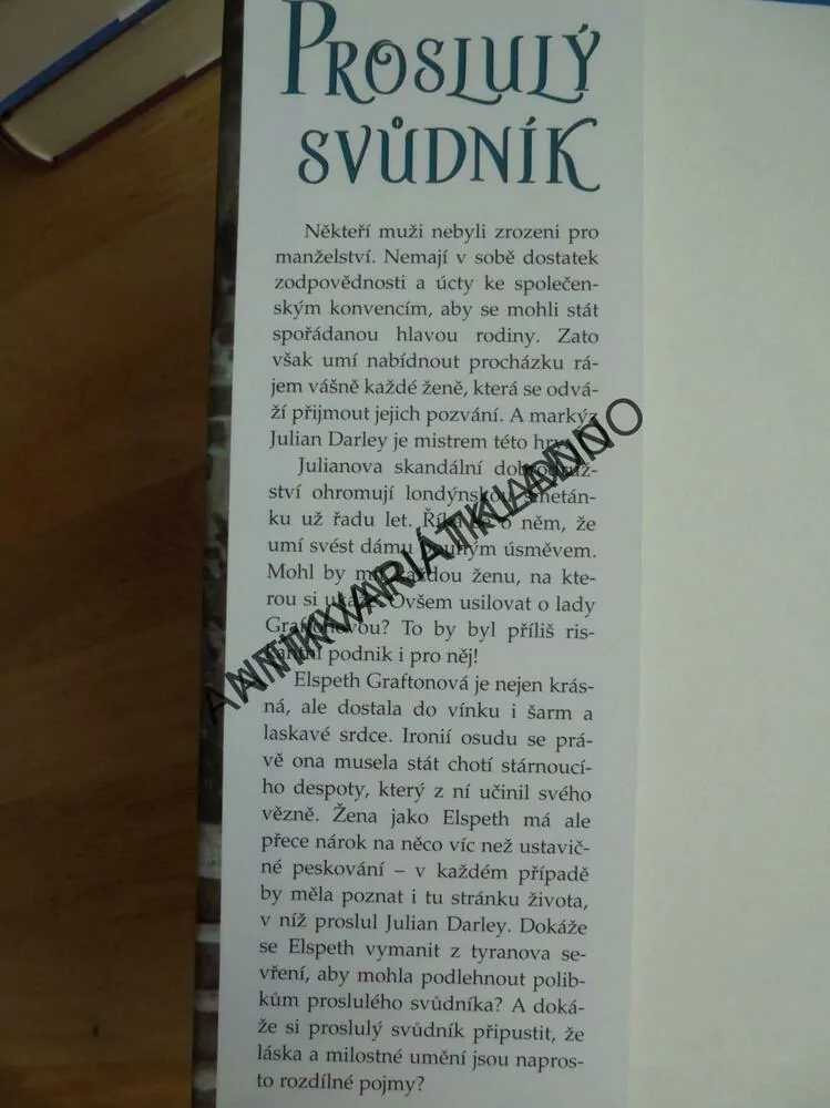 ČISTĚ HEDVÁBNÁ, SUSAN JOHNSON