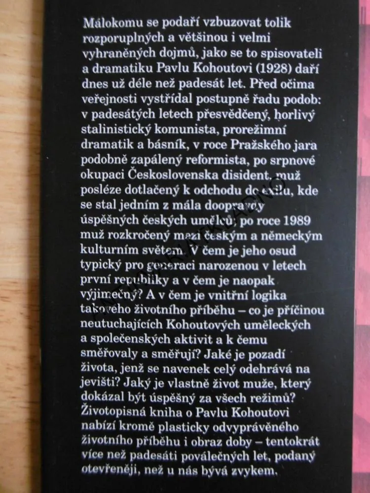 FENOMÉN KOHOUT, PAVEL KOSATÍK, **an