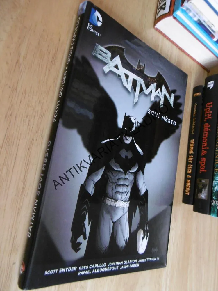 BATMAN, SOVÍ MĚSTO, CAPULLO, GLAPION, měkká vazba, **an