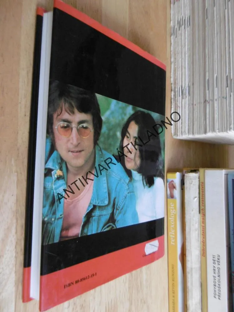ZNÁMÝ NEZNÁMÝ JOHN LENNON, BEATLES, SANDRA SHEVEYOVÁ, **an