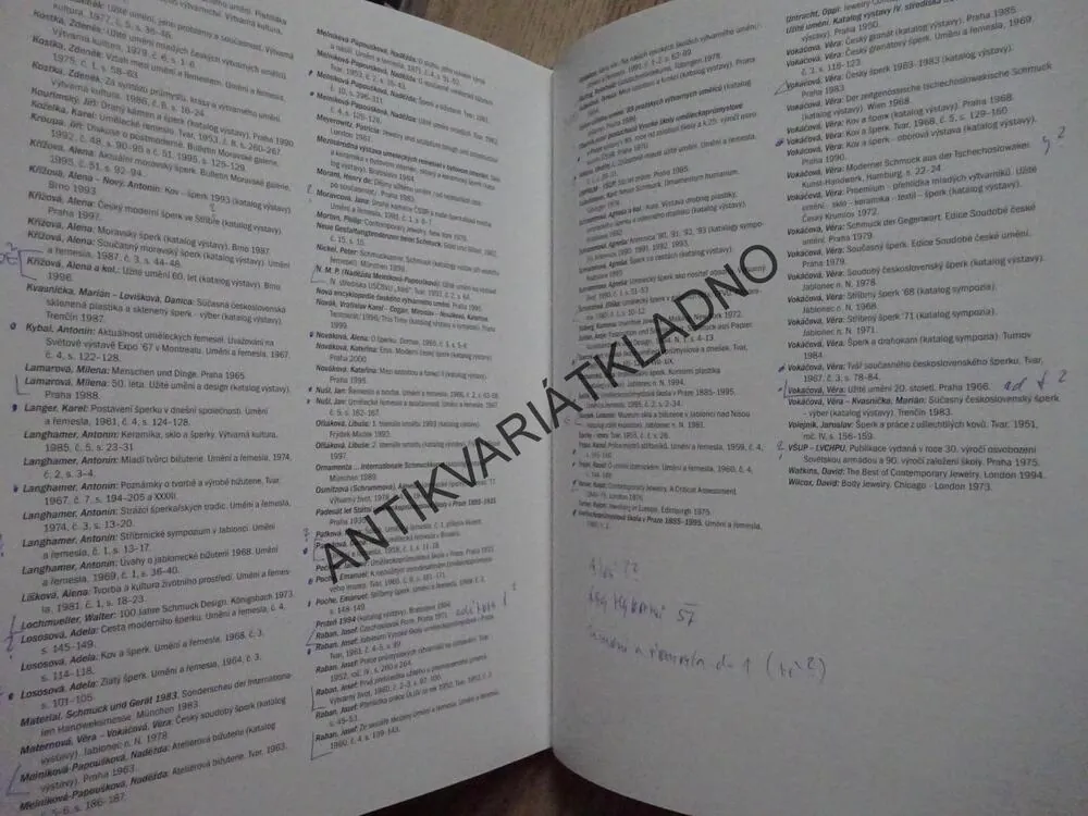 PROMĚNY ČESKÉHO ŠPERKU NA KONCI 20. STOLETÍ, ALENA KŘÍŽOVÁ, **an