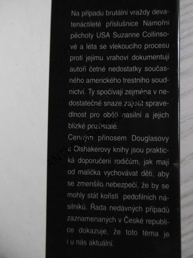 CESTA DO TEMNOT, JOHN DOUGLAS, MARK OLSHAKER, **an