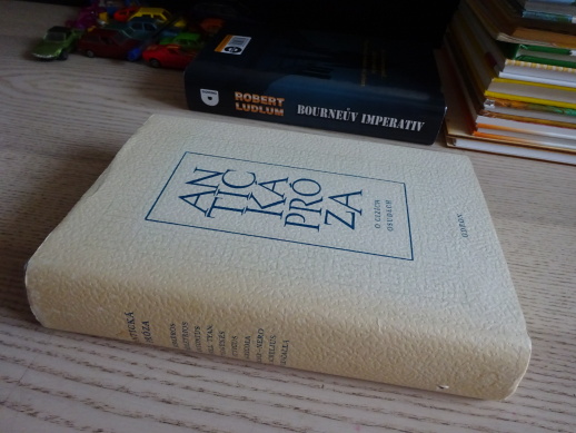 ANTICKÁ PRÓZA, O CIZÍCH OSUDECH, **an