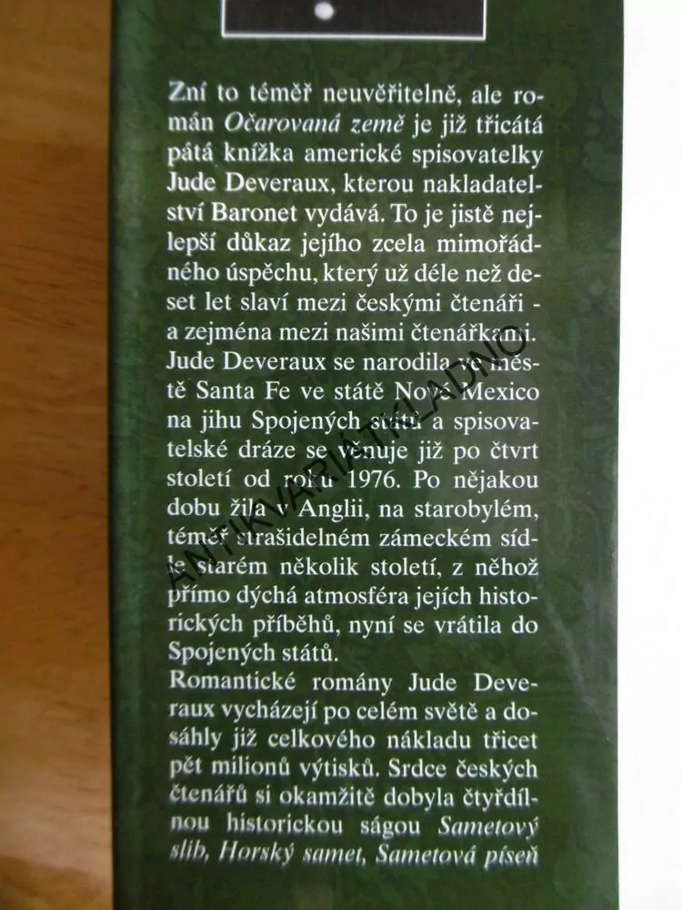 OČAROVANÁ ZEMĚ, JUDE DEVERAUX, **an