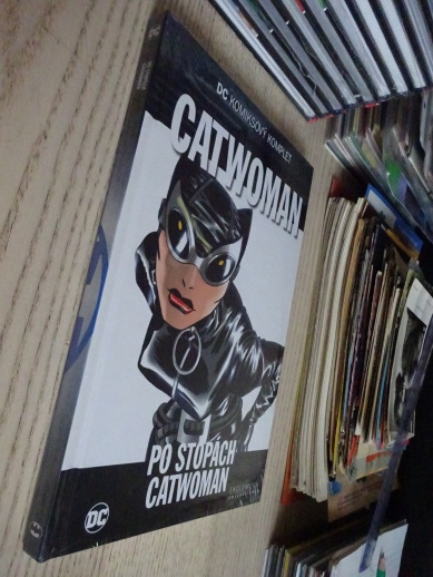 CATWOMAN, PO STOPÁCH CATWOMAN, KOMIKS DC COMICS 39, **an