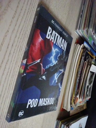 BATMAN, POD MASKOU, KOMIKS DC COMICS 57, **an