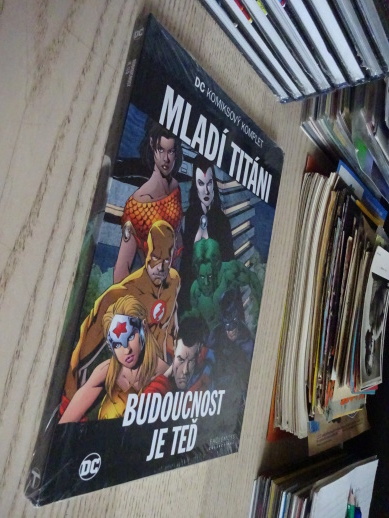 MLADÍ TITÁNI, BUDOUCNOST JE TEĎ, KOMIKS DC COMICS 65, **an