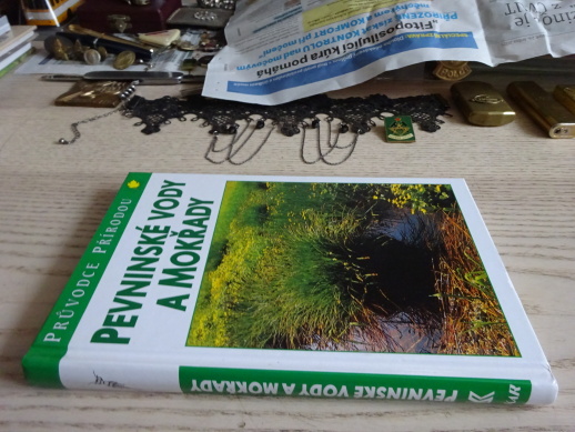 PEVNINSKÉ VODY A MOKŘADY, PRŮVODCE PŘÍRODOU, **an