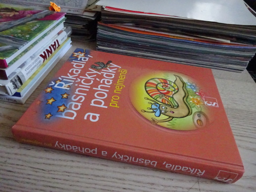 ŘÍKADLA, BÁSNIČKY A POHÁDKY PRO NEJMENŠÍ, **an