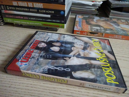 ČESKÉ HOLKY - POSLUŠNÉ ČUBKY, DVD FILM EROTIKA