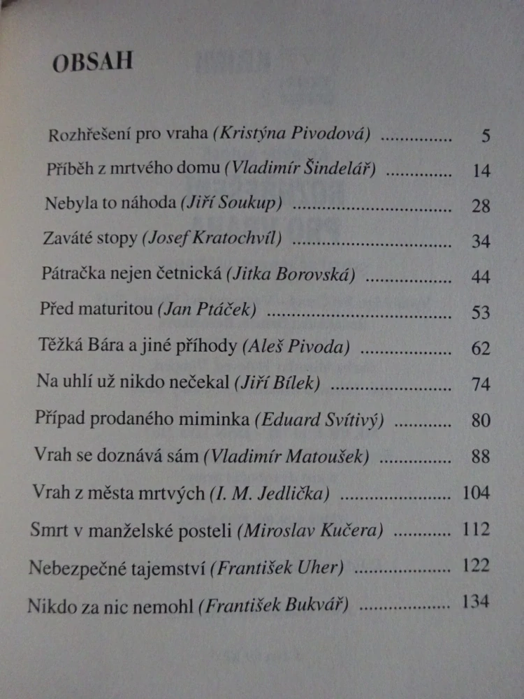 ROZHŘEŠENÍ PRO VRAHA, **an