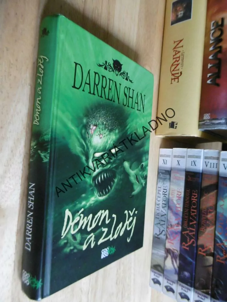 DÉMON A ZLODĚJ, DARREN SHAN, **an