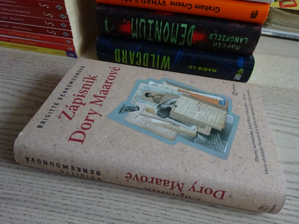 ZÁPISNÍK DORY MAAROVÉ, BRIGITTE BENKEMOUNOVÁ, **an