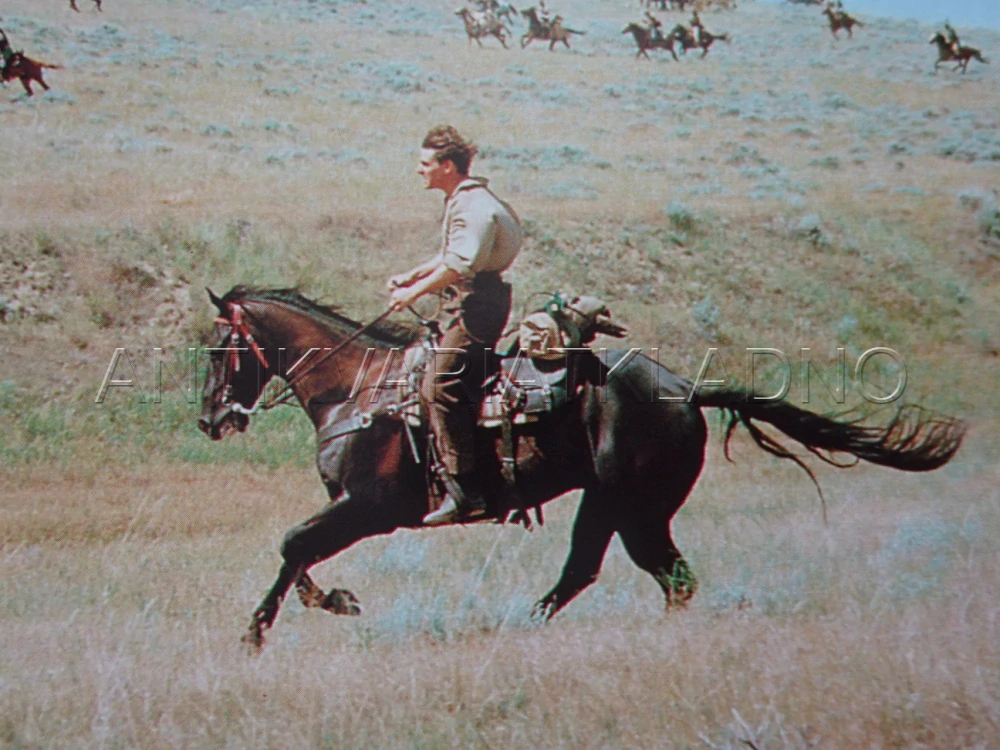 NAVŽDY A DALEKO, FOTOSKA FILM USA 4237