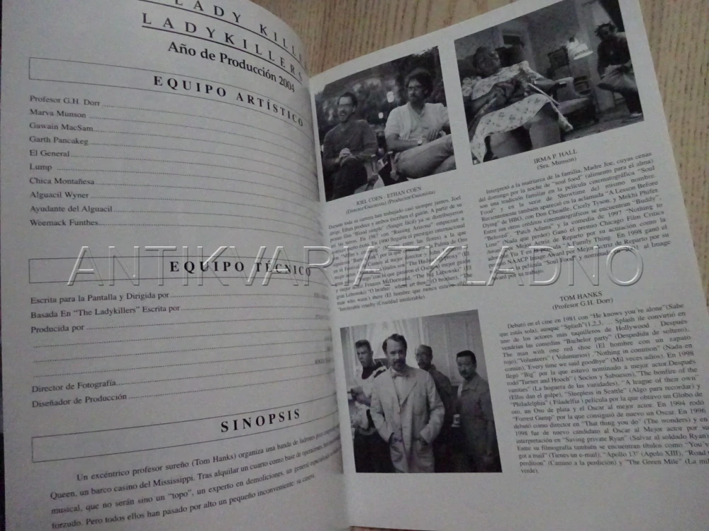 LUPIČI PANÍ DOMÁCÍ, TOM HANKS, FOTOSKA FILM USA 5641