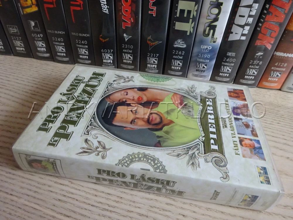PRO LÁSKU K PENĚZŮM, VHS
