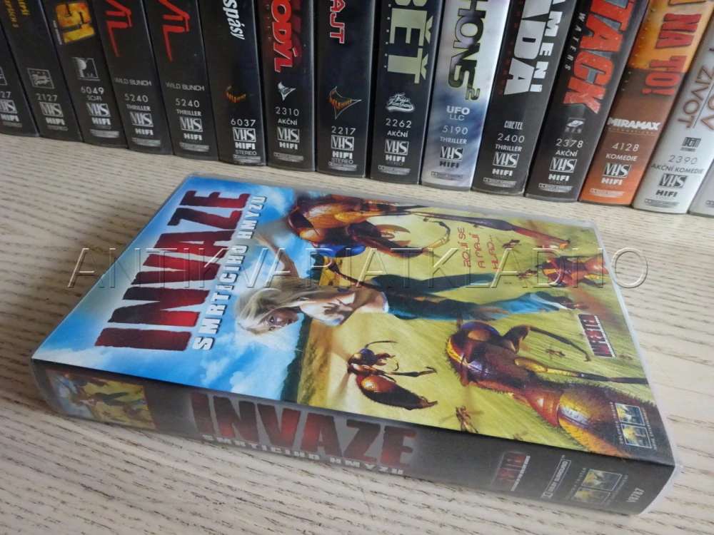 INVAZE SMRTÍCÍHO HMYZU, VHS