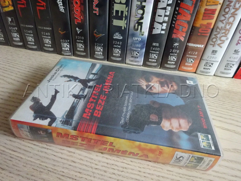 MSTITEL BEZE JMÉNA, VHS