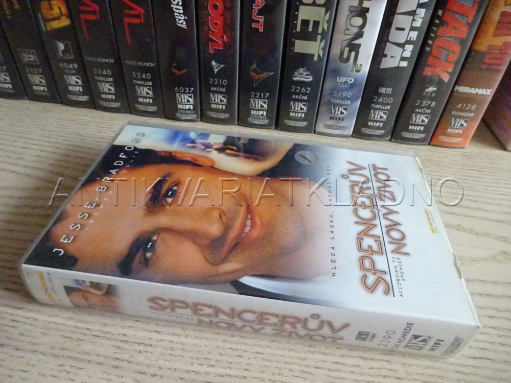 SPENCERŮV NOVÝ ŽIVOT, VHS