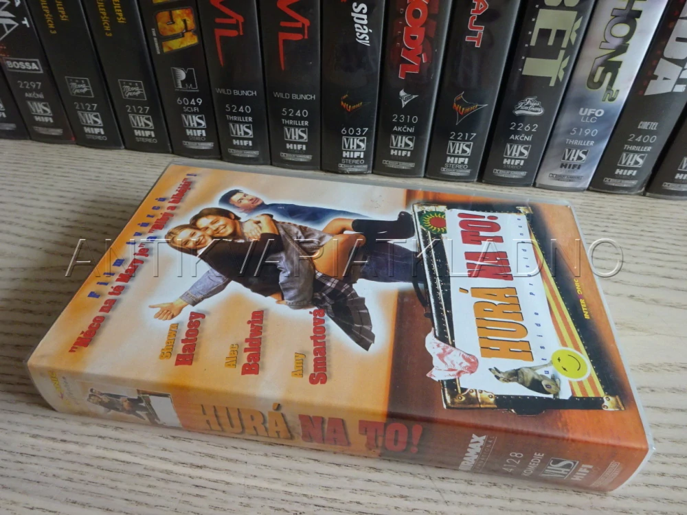 HURÁ NA TO!, VHS