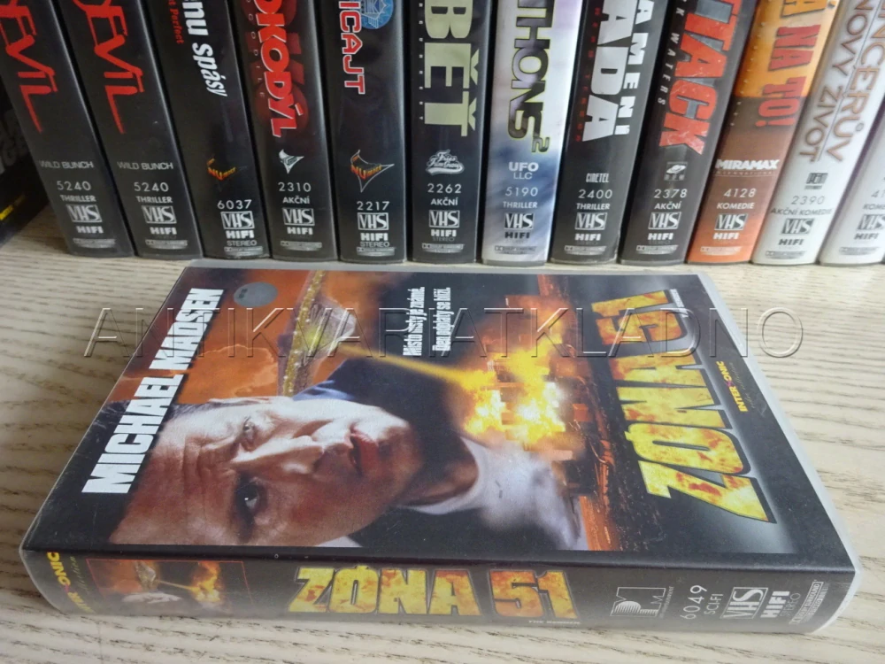 ZÓNA 51, VHS