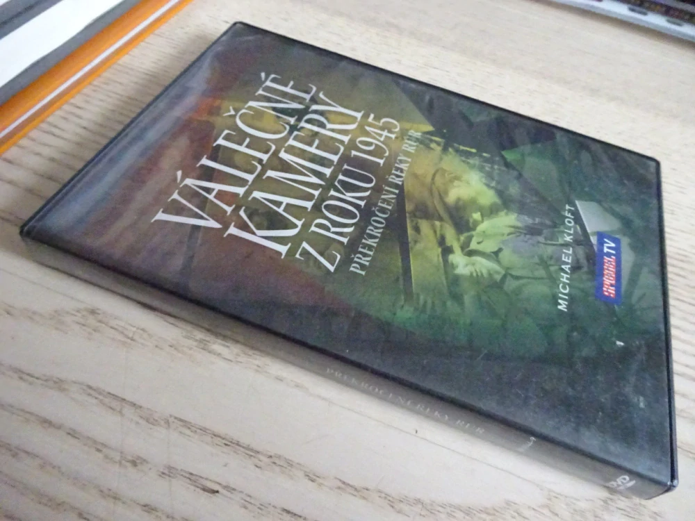 VÁLEČNÉ KAMERY Z ROKU 1945 - PŘEKROČENÍ ŘEKY RÚR, DVD FILM DOKUMENT VÁLKA