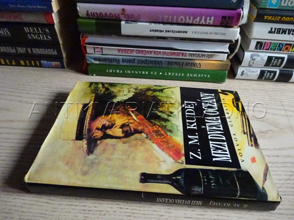 MEZI DVĚMA OCEÁNY, Z. M. KUDĚJ, **an