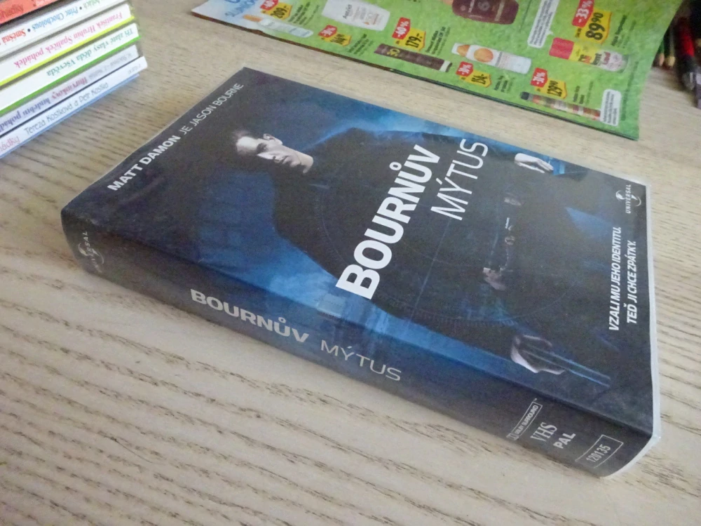 BOURNŮV MÝTUS, MATT DAMON, VHS VIDEOKAZETA
