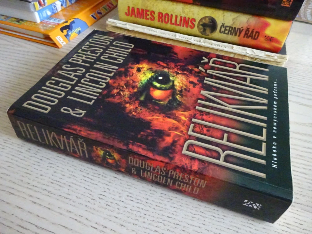 RELIKVIÁŘ, DOUGLAS PRESTON, LINCOLN CHILD, **an