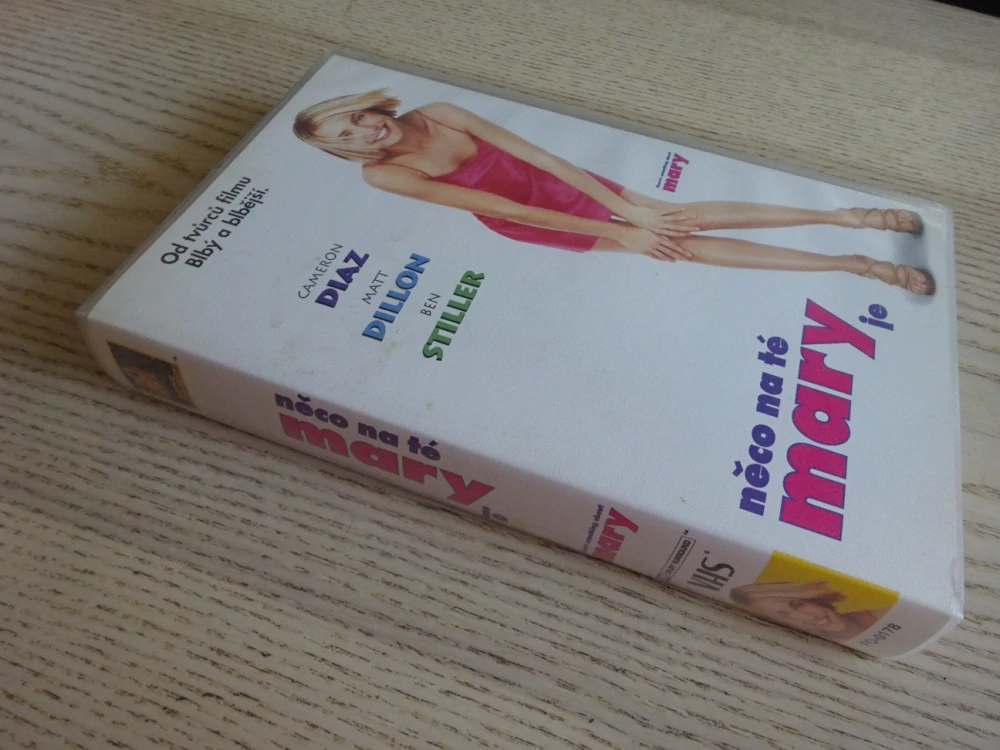 NĚCO NA TÉ MARY JE, CAMERON DIAZ, DILLON, STILLER,VHS VIDEOKAZETA